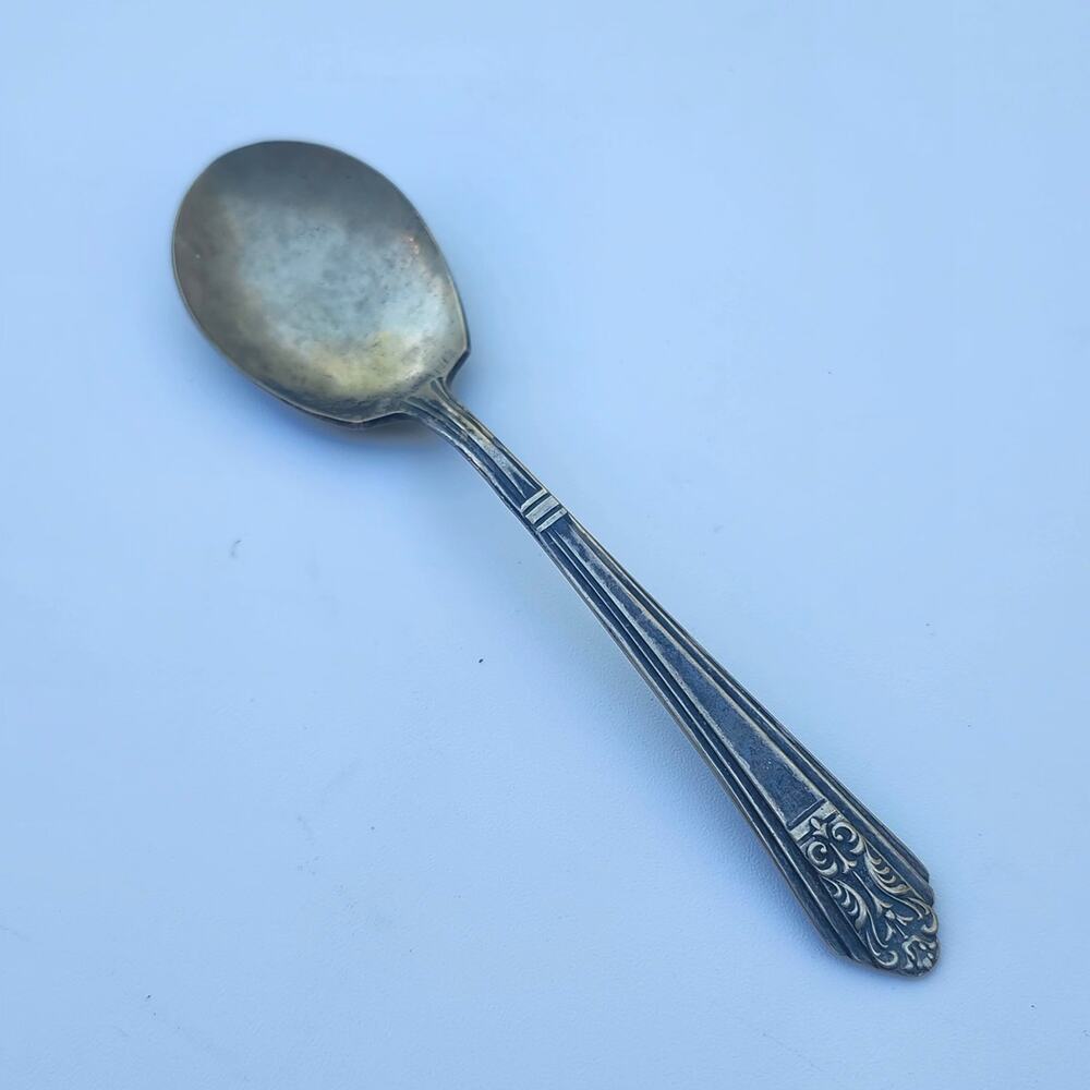 Royal Saxony 1935 International Silverplate Sugar Spoon 6 Inch Floral Handle